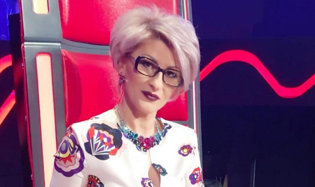 2017-05-24 19_22_02-@almabektashi on Instagram_ “The voice shuuuuuume emocion 🎤🎵#thevoiceofalbania