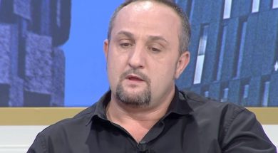 2017-05-19 14_43_07-Rudina - Rubrika _Quizz_; Inteviste ndryshe per Sajmirin dhe Gentin e _Stop_! (1