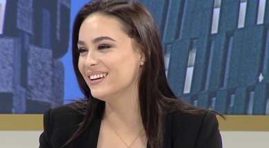 2016-11-19-10_55_09-rudina-_uh-baby_-nga-xhensila-myrtezaj-dhe-rubrika-_quiz_-18-nentor-2016