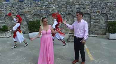 2016-11-21-13_20_36-abedin-zenuni-dhurata-aliaj-kolazh-official-video-hd-youtube