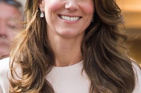 kate-middleton_glamour_1sep16_get-b