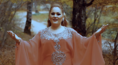 2016-12-06-17_15_48-dhurata-duka-dashni-e-rrejshme-official-video-hd-youtube