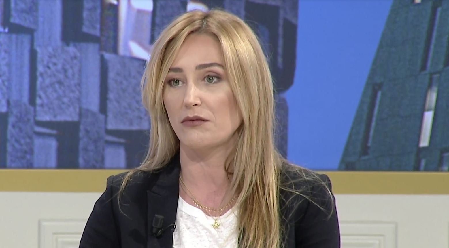 Anita Haradinaj rrëfen momentin e arrestimit të Ramushit: ‘Fëmijët ishin aty’