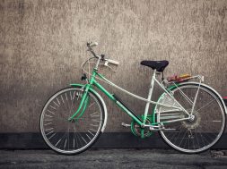 wall-sport-green-bike