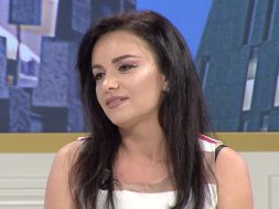 2017-05-30 11_43_18-Rudina - Anila Mimani_ Jeta e ime larg Shqipërisë! (29 maj 2017) - YouTube