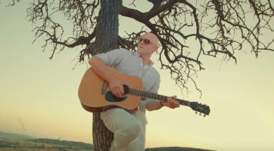 2017-08-17 11_41_50-Naser Berisha - Engjujt (Official Video HD) - YouTube