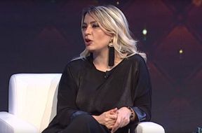 2017-12-30 10_29_20-_Why Not__ nga Roza Lati - Të ftuar Rozana Radi dhe Fiori Dardha (16 dhjetor) -