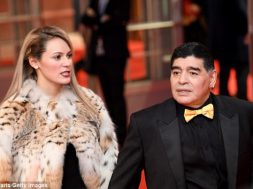 46E071DD00000578-0-Maradona_came_to_the_Kremlin_wearing_a_yellow_bow_tie_and_an_all-a-2_1512213011700