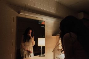 2018-04-20 15_51_18-Mirror, woman, cry and crying HD photo by kevin laminto (@kxvn_lx) on Unsplash