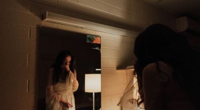 2018-04-20 15_51_18-Mirror, woman, cry and crying HD photo by kevin laminto (@kxvn_lx) on Unsplash