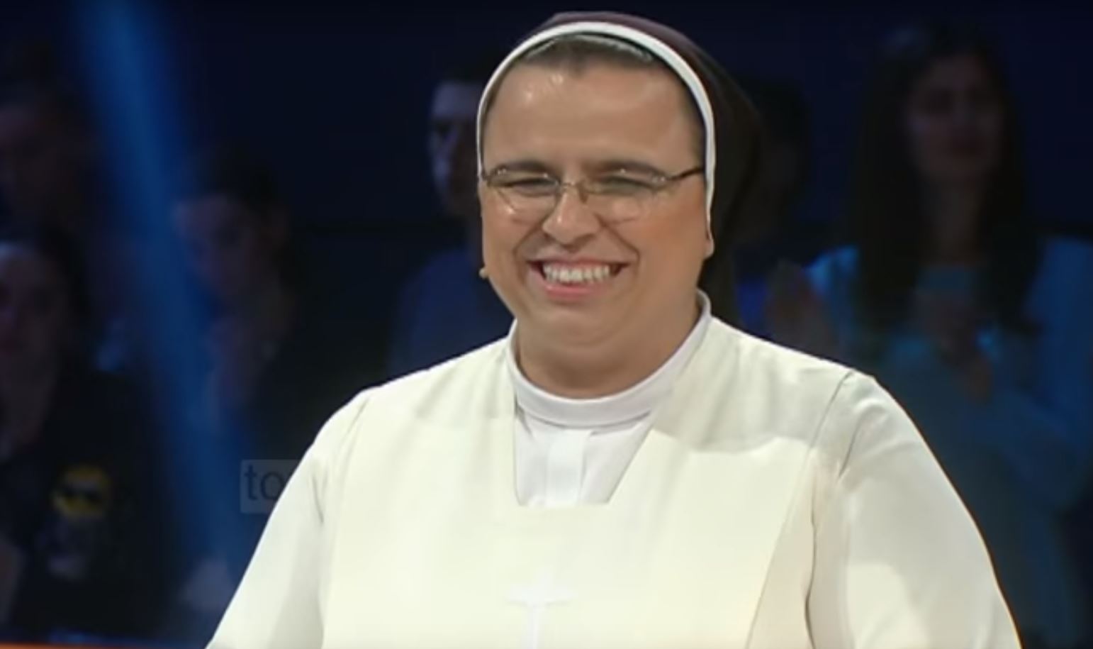 Njihuni me Motër Filen, murgeshën që fitoi 7.5 milionë lekë