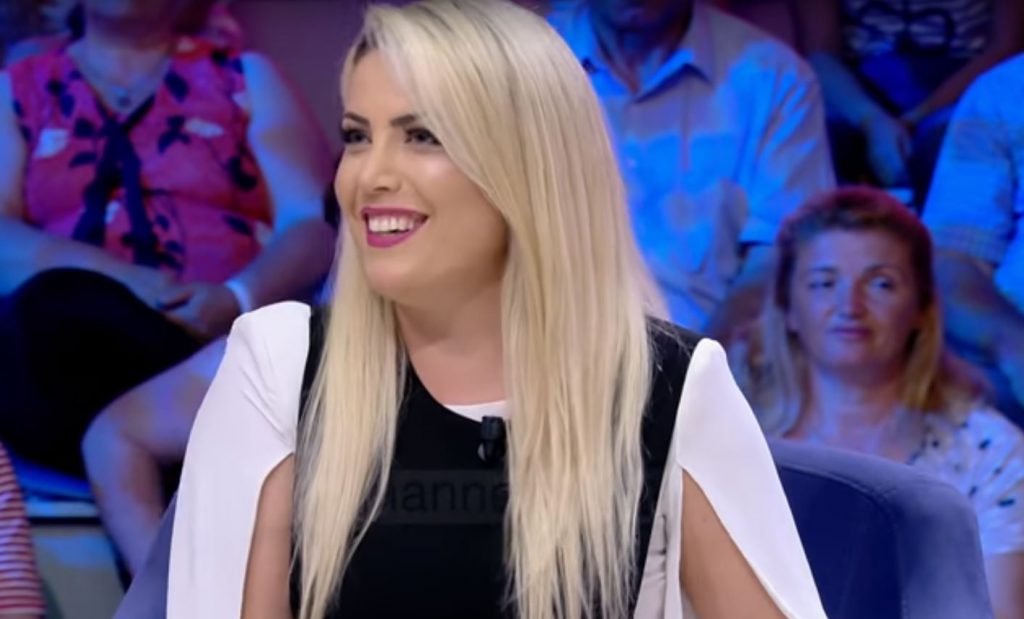 2018-05-31 10_51_54-Era Rusi_ _Ja si më ngacmoi babai i një dhëndëri, në një dasëm ku këndoja_! - Yo