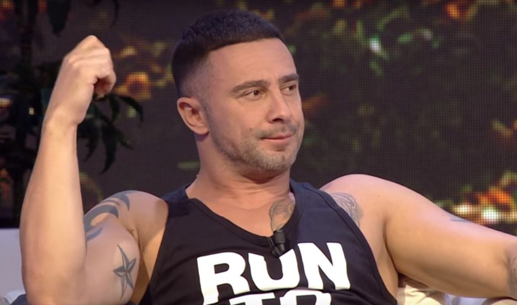 2018-10-15 08_55_09-'Why Not' nga Roza Lati - Të ftuar Xhenty, Robert Berisha dhe Kastro Zizo - YouT
