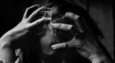 adult-alone-black-and-white-dark-551588