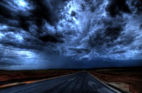 road-under-cloudy-sky-416920