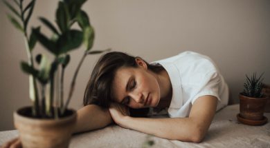 woman-wearing-collared-top-3094210