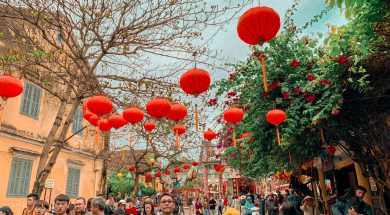 people-walking-on-street-3634770