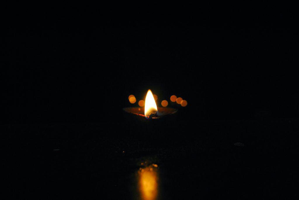 yellow-flame-1579192