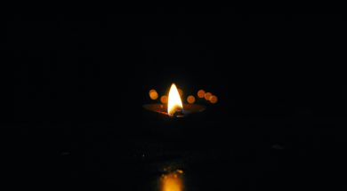 yellow-flame-1579192