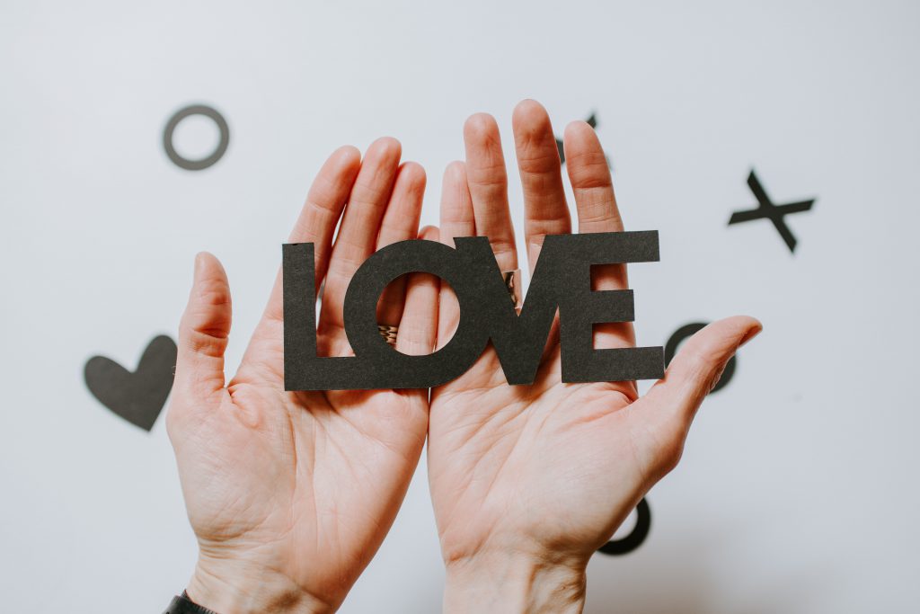 kelly-sikkema-JPJ1xrfhLCo-unsplash