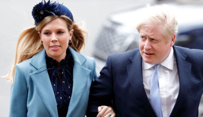 U martuan në fshehtësi, dalin pamjet nga ceremonia e Boris Johnson me Carrie Symonds