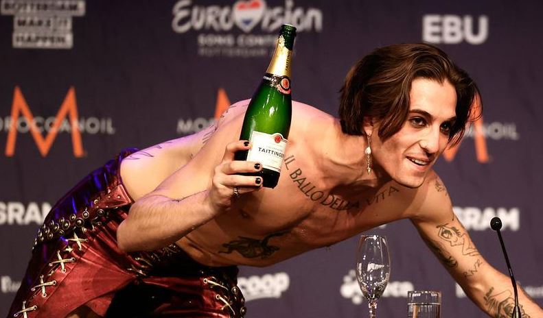 U tha se mori kokainë gjatë finales së Eurovisionit, reagojnë grupi italian Maneskin