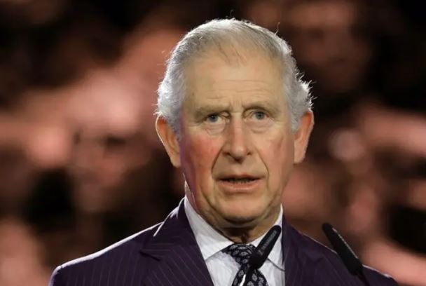 Vijojnë konfliktet, Charles përjashton nipin Archie nga të drejtat e ‘Pallatit Mbretëror’