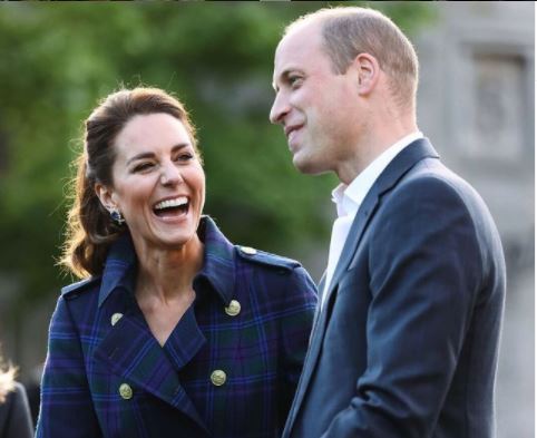 Pushimet e rikthejnë në kujtimet e fëmijërisë, ja ku po pushojnë Princi William dhe Kate Middleton