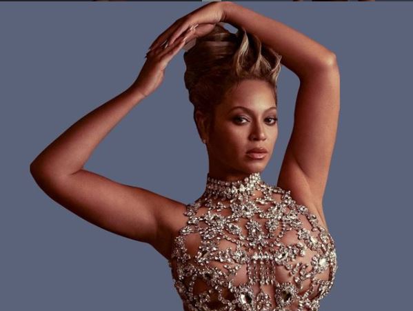 Në 40 vjetorin e lindjes Beyonce publikon kujtimet e ruajtura me fanatizëm