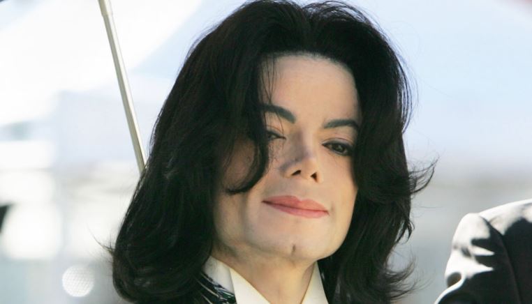 Pasaporta e Michael Jackson del në shitje për shifrën marramendëse