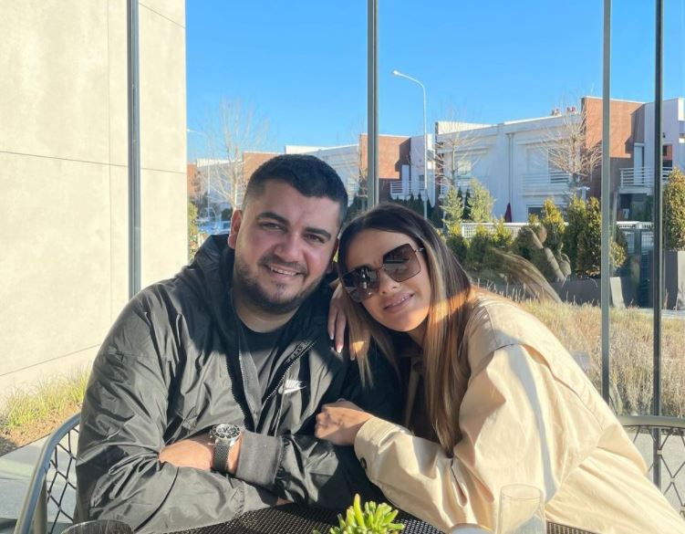 Festë në familje, Ermal Fejzullahu dhe Ariana ndajnë dedikimin e ëmbël