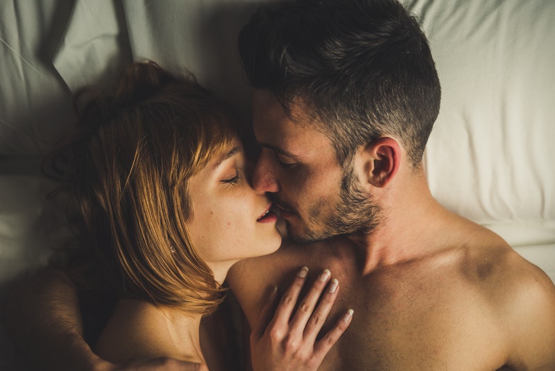 Studiuesit tregojnë pse njerëzit janë më të interesuar për seks gjatë festave