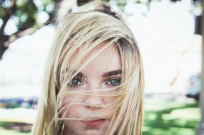 pexels-hannah-nelson-1038333