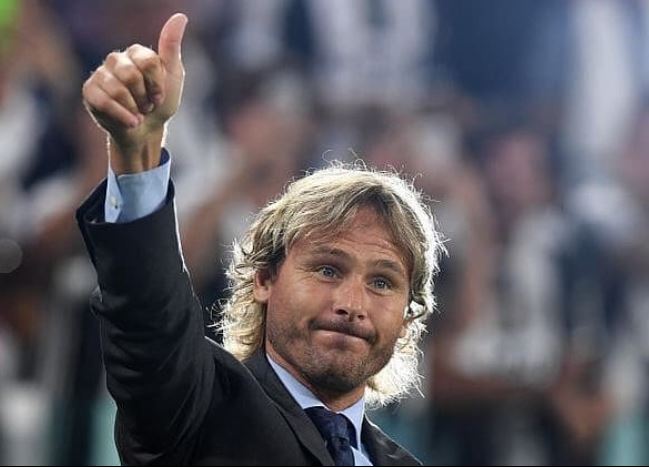 Femra të ‘zhveshura’ dhe alkool, dalin pamjet e skandalit të drejtuesit të Juventus