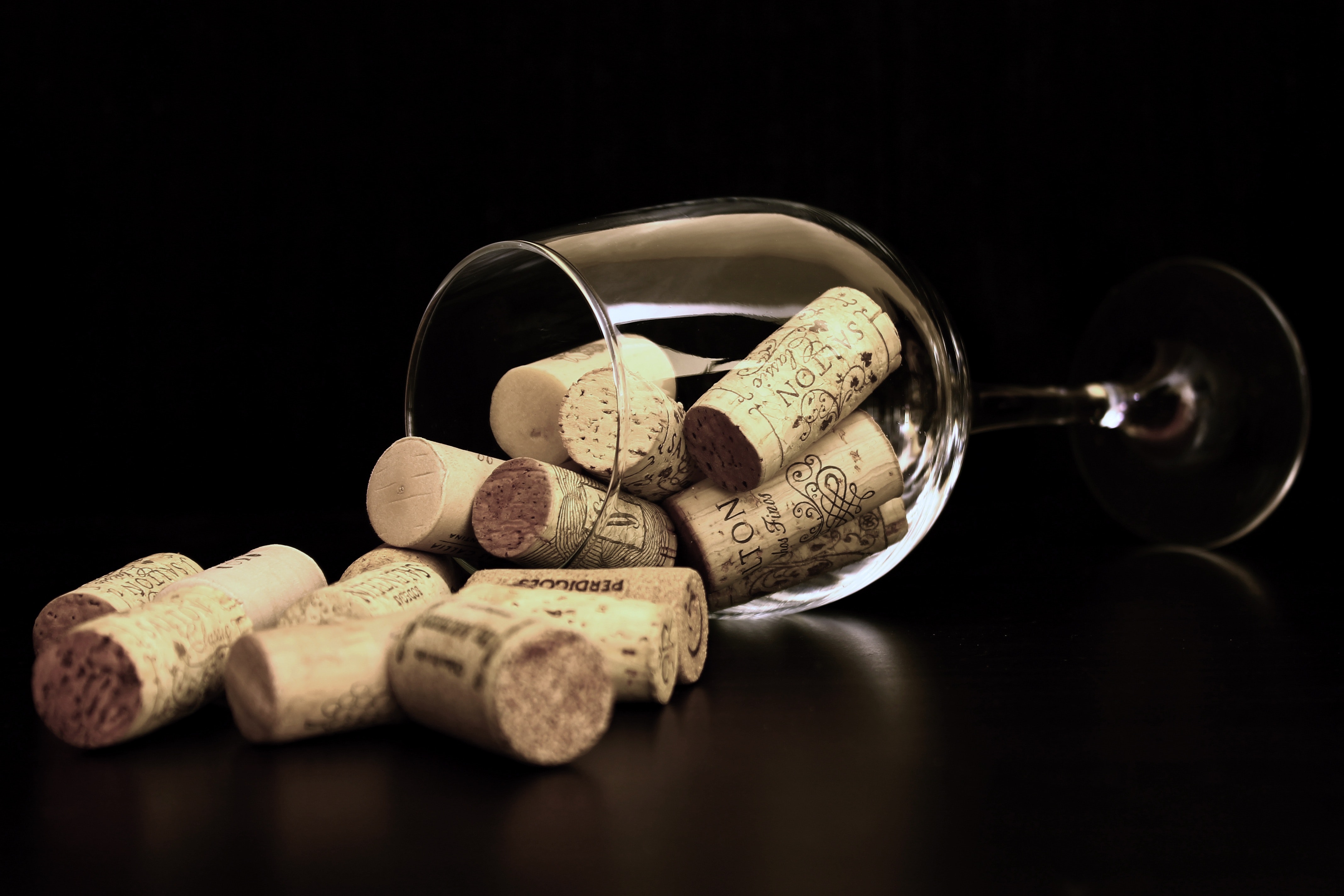 Përfitimet shëndetësore të verës të cilat nuk duhet t’i neglizhoni