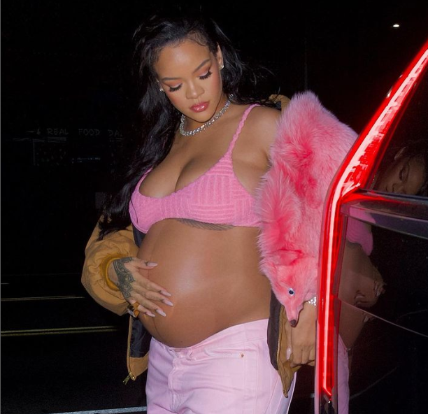 Rihanna shfaqet për herë të parë në publik me djalin e saj  