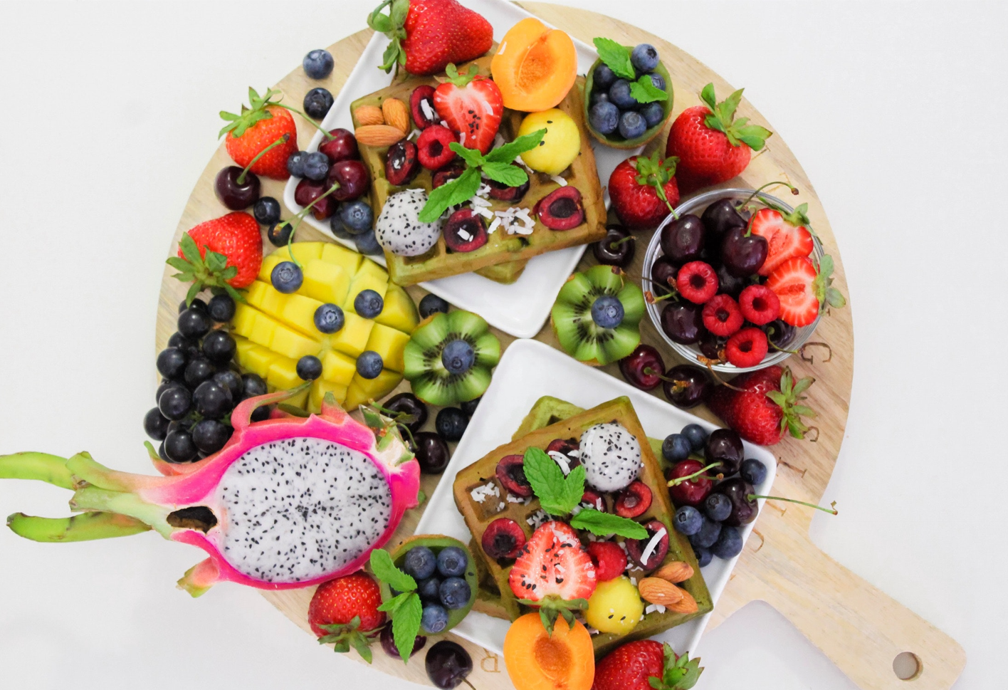 Konsumimi i frutave në mëngjes, njihuni me benefitet që sjellin në organizmin tuaj