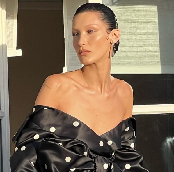 Bella Hadid fiton modelen e vitit në British Fashion Awards 2022