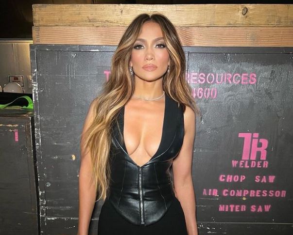 Jennifer Lopez anulon 7 koncerte, “tërbohen” fansat