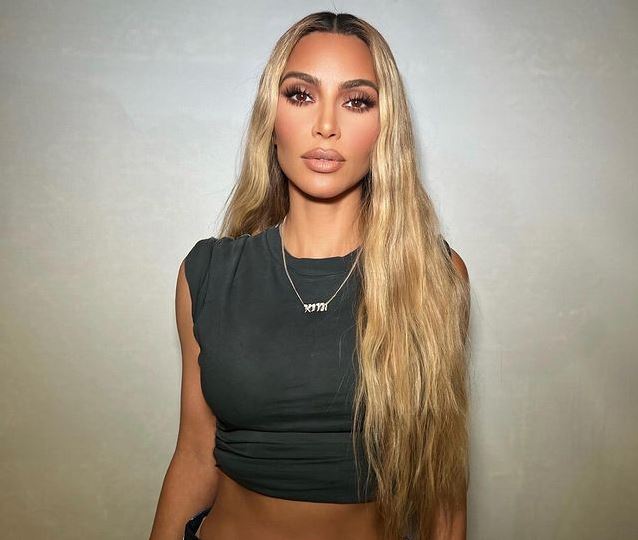 Çfarë po ndodh me bashkëprindërimi me West? Kim Kardashian shfaqet e përlotur