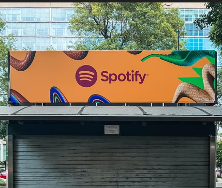 Spotify shkurton vendet e punës për arsyen madhore