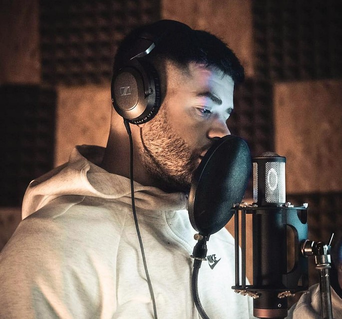 Ndjekësit mezi presin bashkëpunimin me Stresin, Noizy jep përgjigjien epike