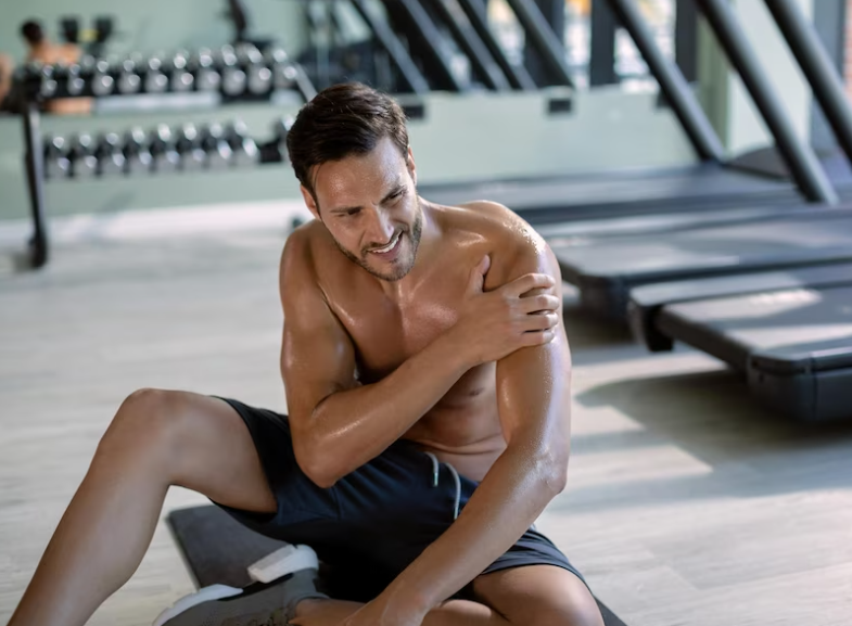 Ja si të lehtësoni dhimbjet e muskujve pas një stërvitje në palestër