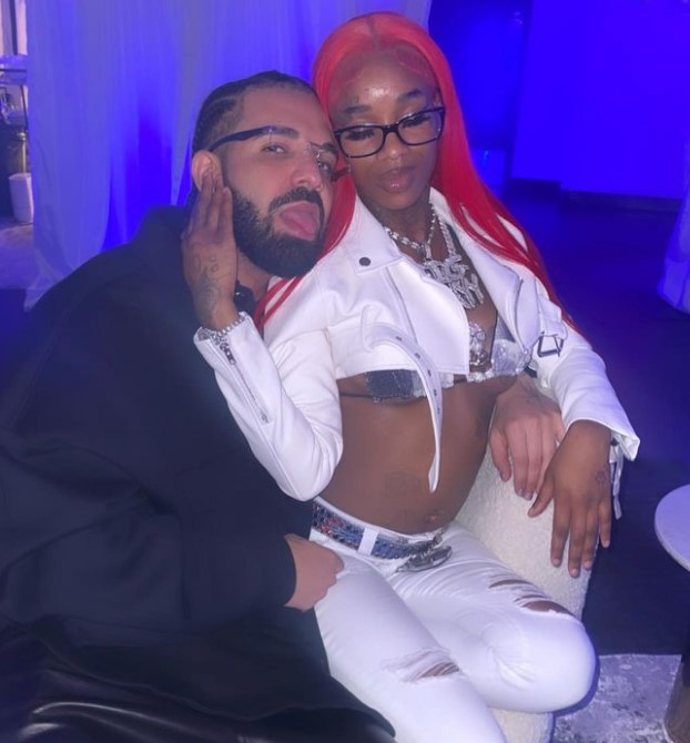 Drake dhe reperja e njohur trazojnë rrjetin me postimin e tyre