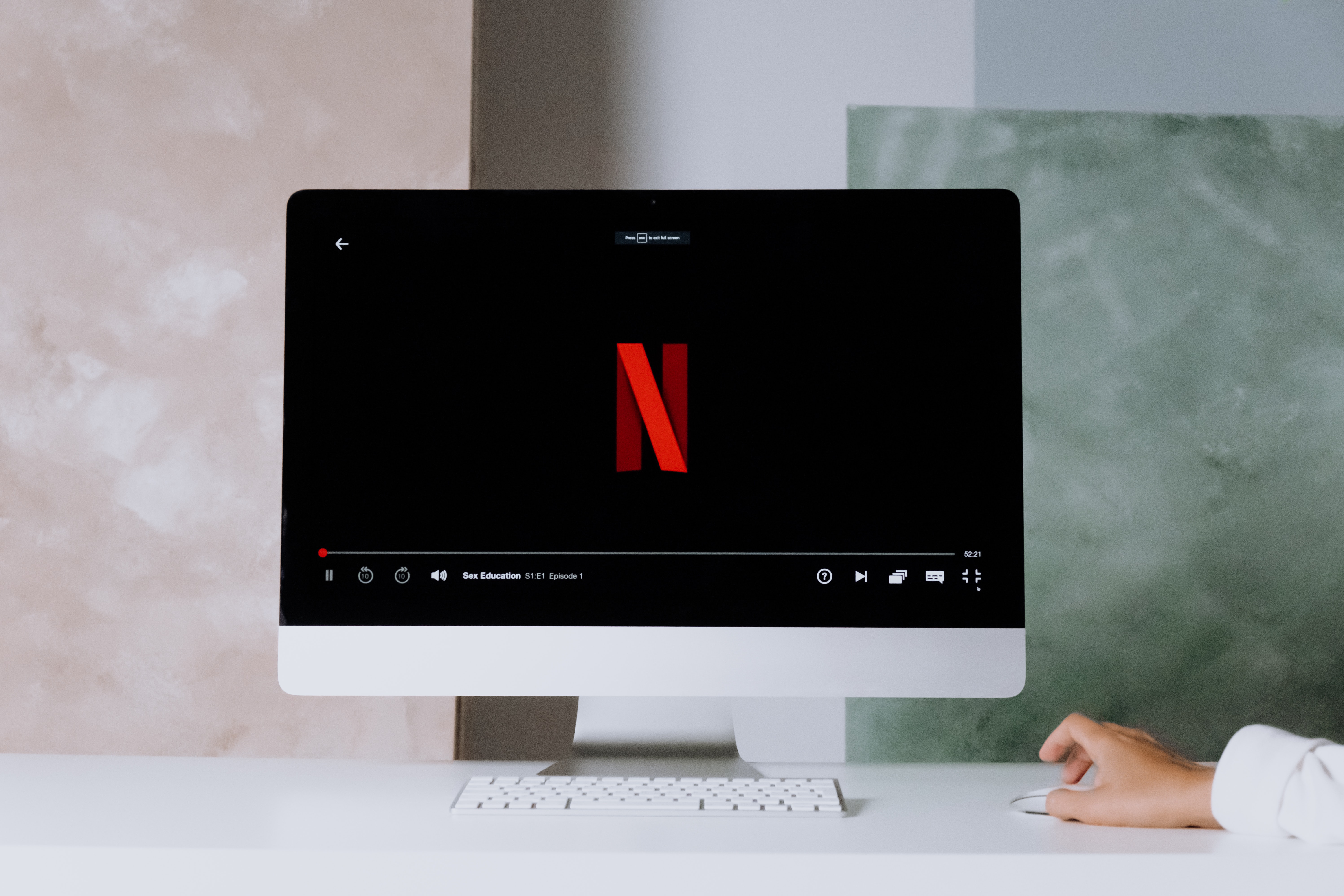 Netflix pëson ndryshimin e fortë pas goditjes për fjalëkalimet