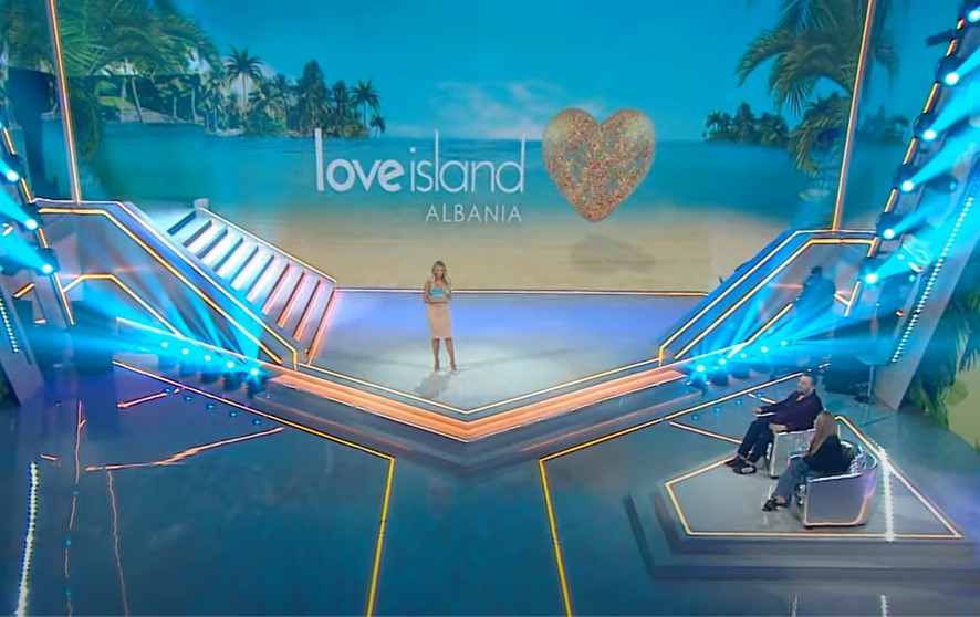 ‘Burrë pa shtyllë kurrizore’, plas keq mes Everaldos dhe Stivit në Love Island