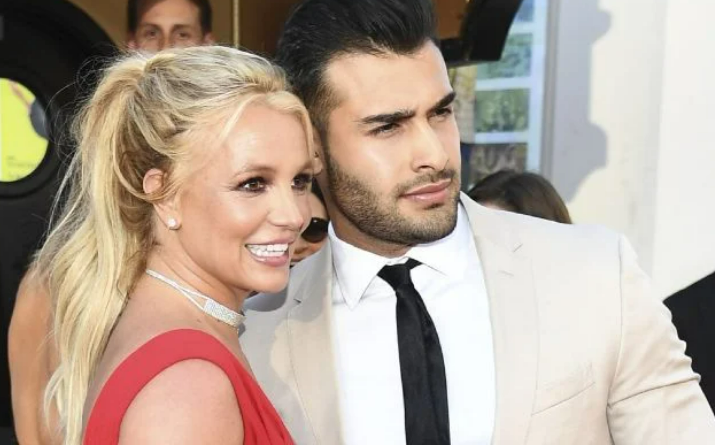 Britney Spears dhe Sam Asghari bëjnë paqe në zgjidhjen e divorcit