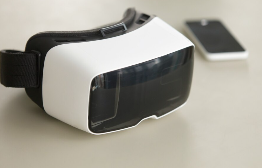 Zbulohen specifikat e baterisë Apple Vision Pro