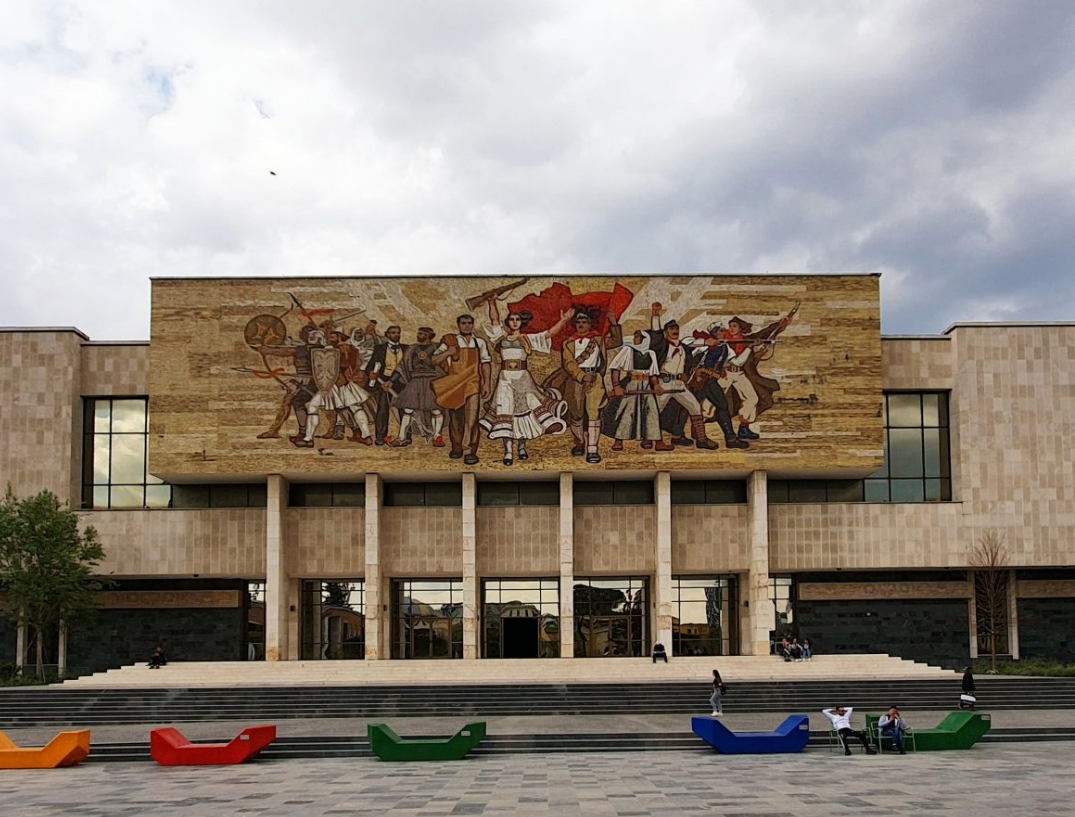 Muzeu Historik Kombëtar mbyll dyert deri 15 mars 2028