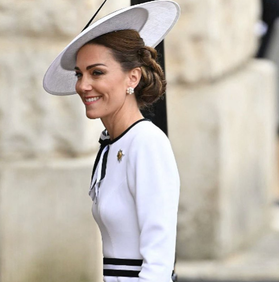 Kate Middleton bën daljen e parë mes trajtimit të kancerit për ditëlindjen e Charles